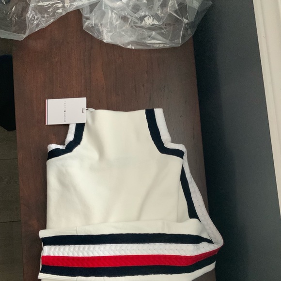 NWT RELAXED FIT MOCKNECK SWEATER - Picture 10 of 16